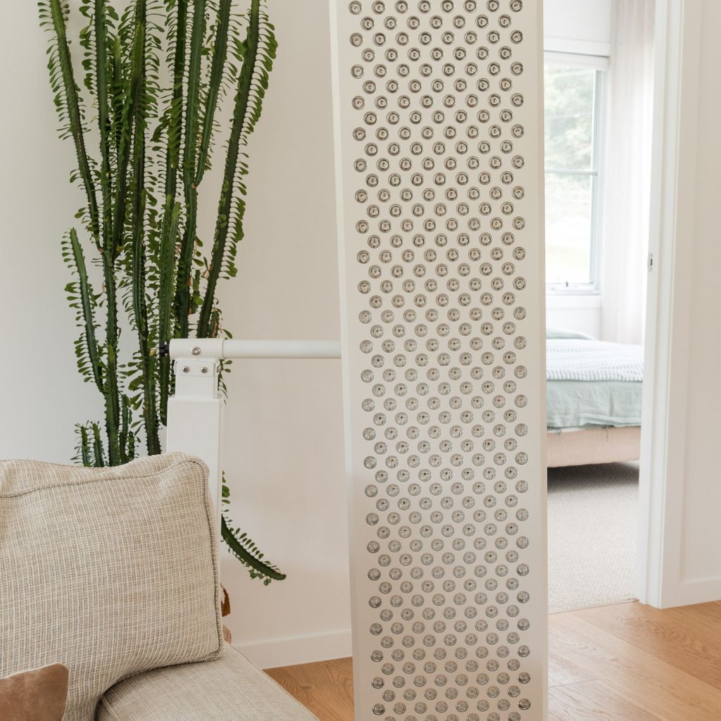 Kiva Pneumatic Floor Stand for Solace Red Light Therapy Panel