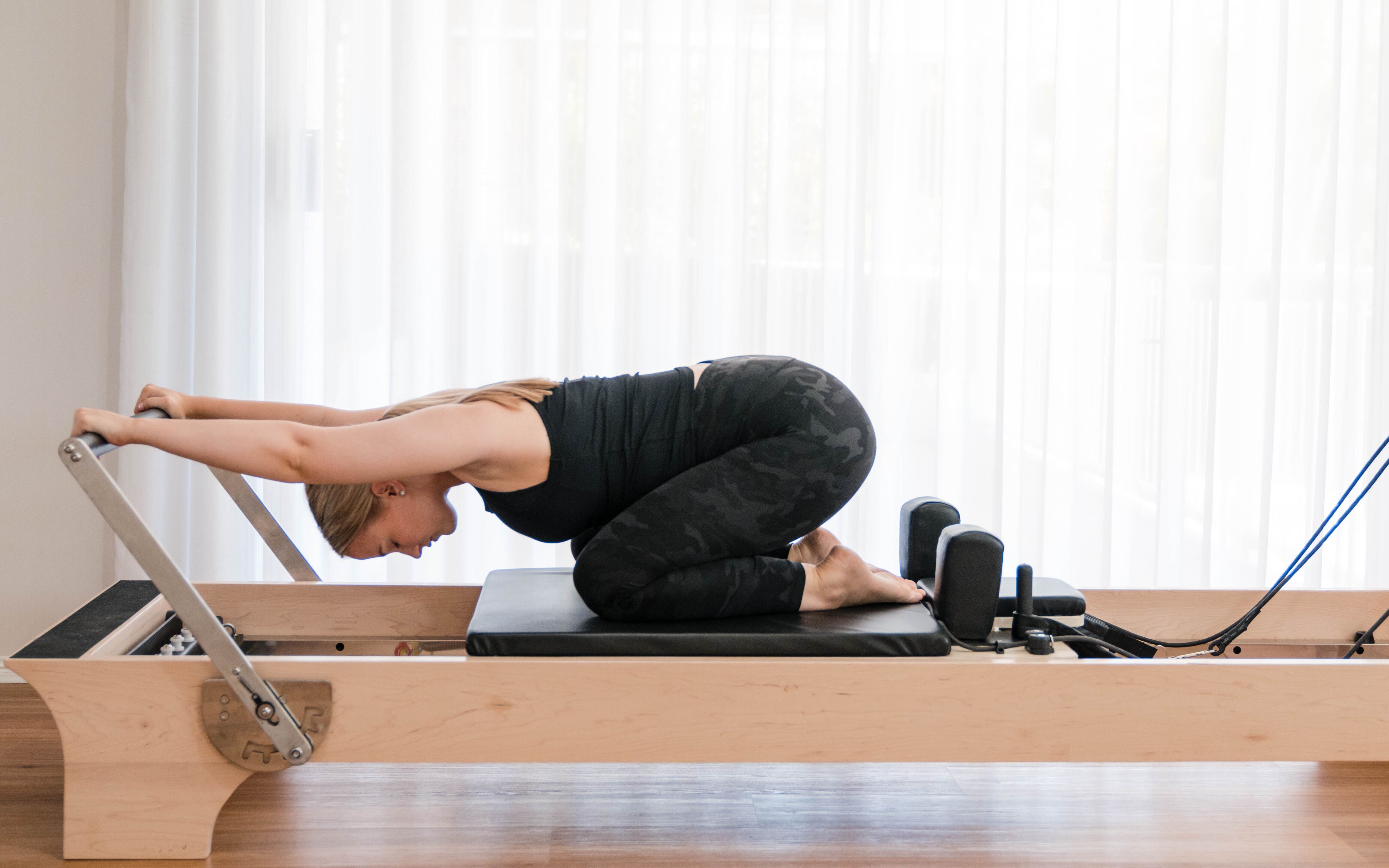 Hot Pilates vs Reformer Pilates: Which is Better? – Kiva Wellness